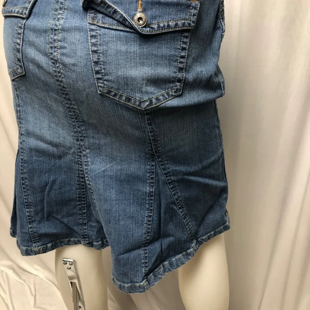 Gloria Vanderbilt Jean Skirt Womens Size 8 Blue Denim Pockets Knee Length Casual